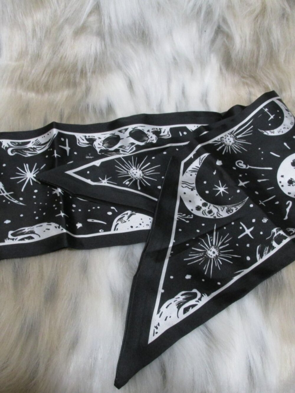 HW112-New Astrological Halloween Twilly